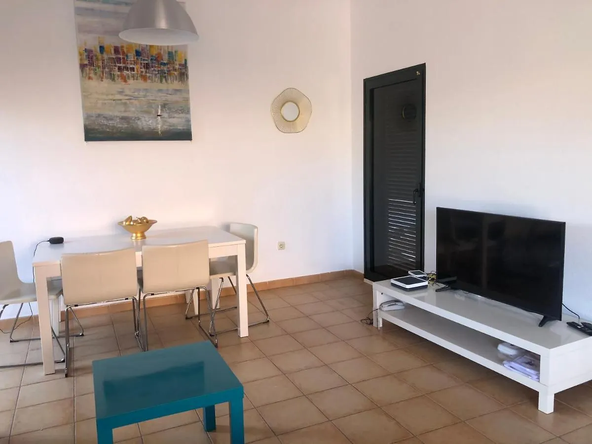 Lovely 2-Bed Villa In Corralejo Fuerteventura