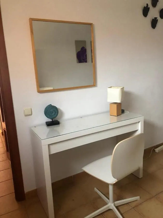 Lovely 2-Bed Villa In Corralejo Fuerteventura